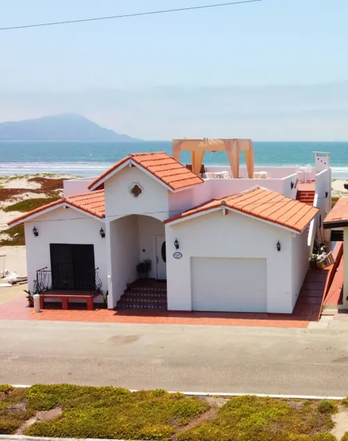 NEW HOUSE IN FRONT OF THE SEA LENGUETA ARENOSA 13perso - Image 1