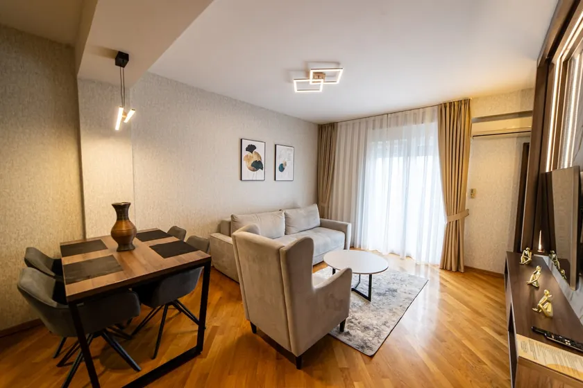 Apartment Temple - Image 1