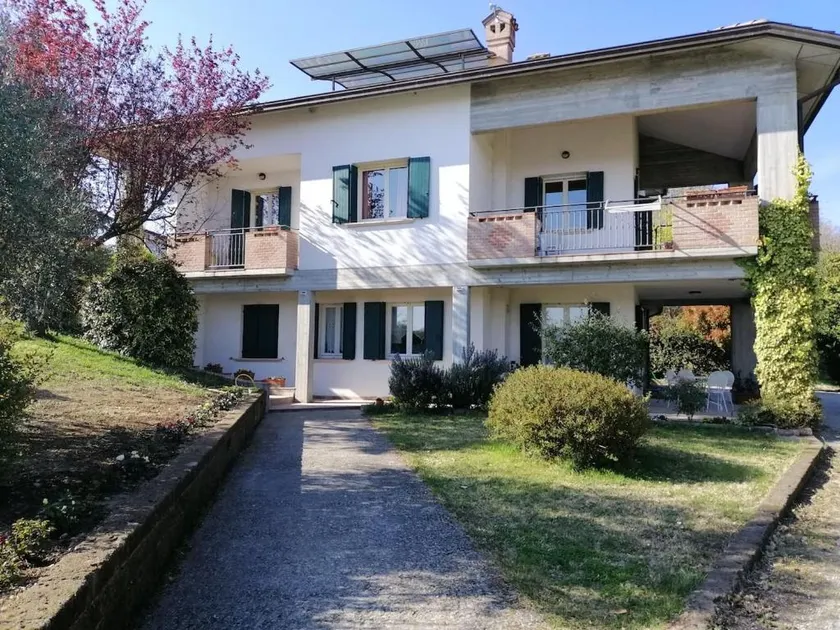 Hillside apartment in Salsomaggiore Terme - Image 1