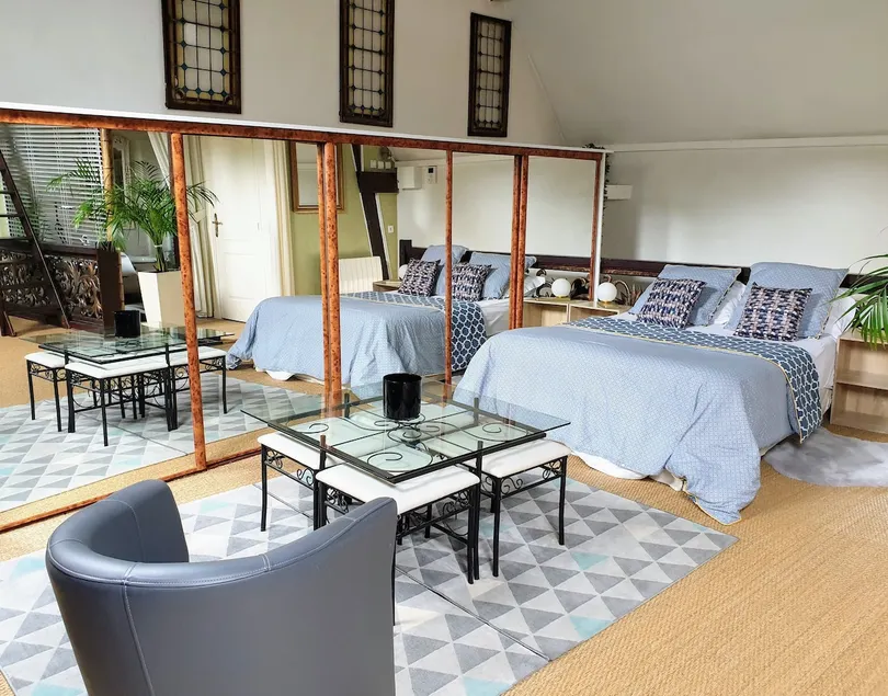 Loft at Royal Hubert - Image 1