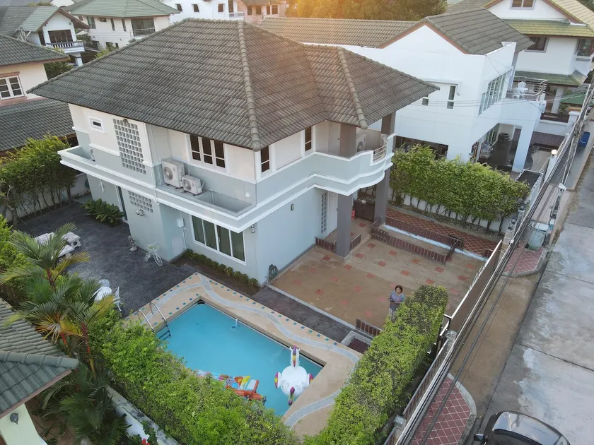 Private Pool Villa Beach@Rayong - Image 1