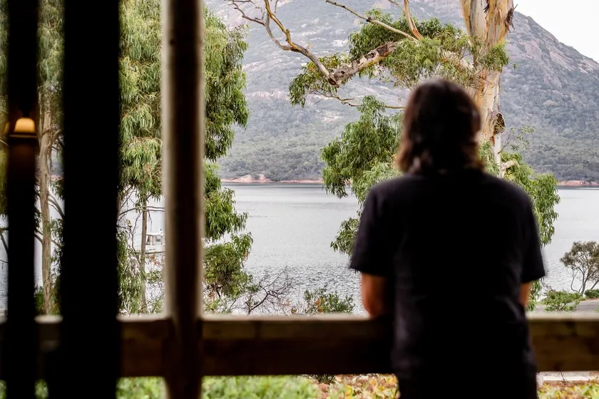 Freycinet Cottage 1 – Bluestone - Image 1