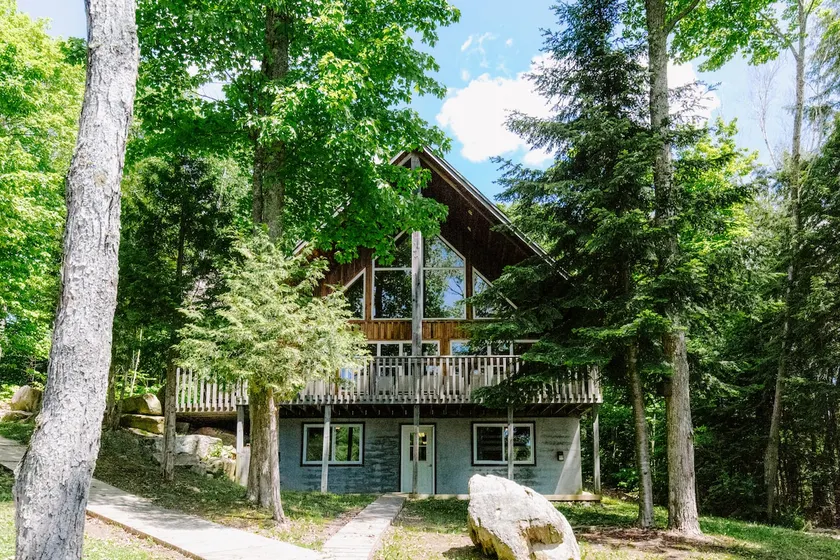 Buck Lake Lodge - Image 1