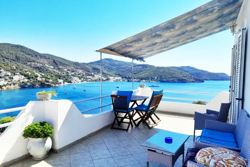 Sunrise View House - Image 1