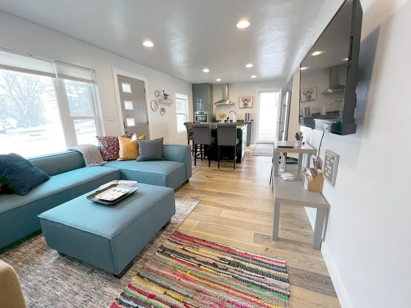 Pamperin Park cottage - house completely updated - Image 1