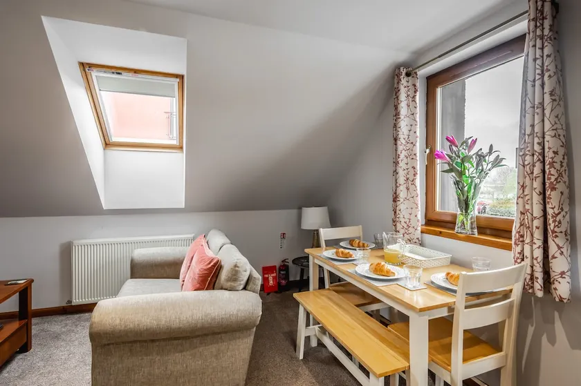 Aldo's Place - Image 1