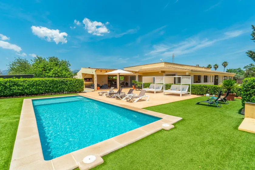 Can Just ETV/6731 private villa for families - Image 1
