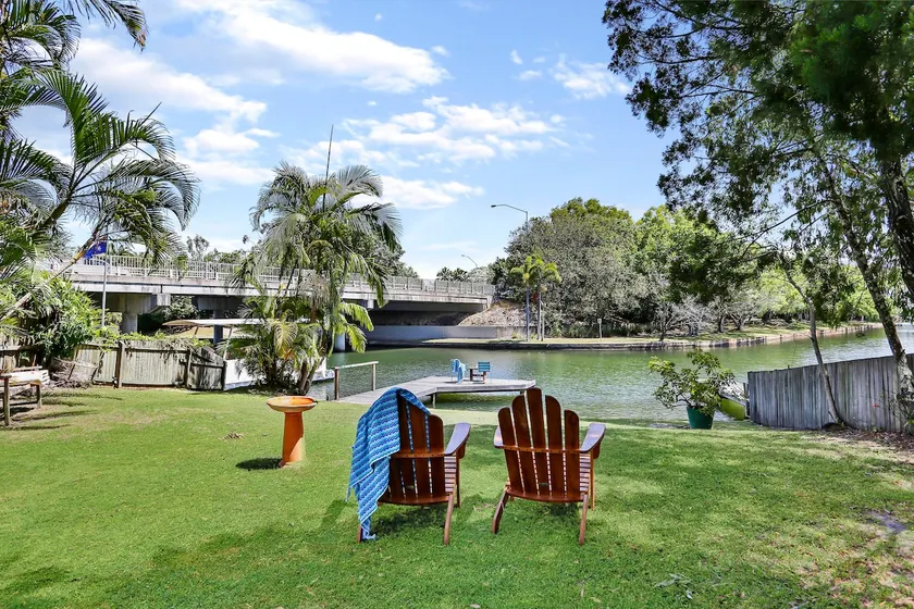 Clouds End - Waterfront, Walk to Noosa River - Image 1