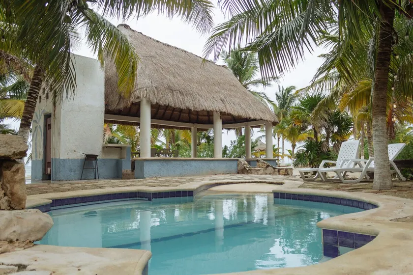 Best place to relax with pool - Image 1