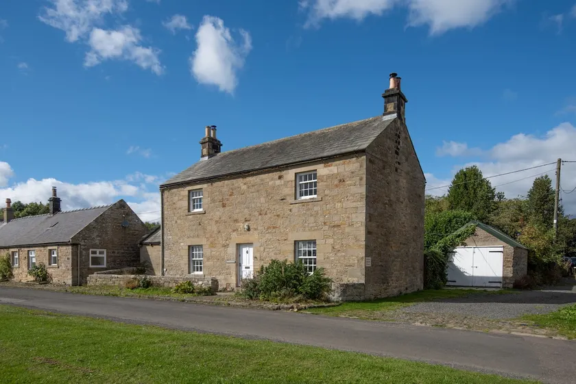 The School House - Image 1
