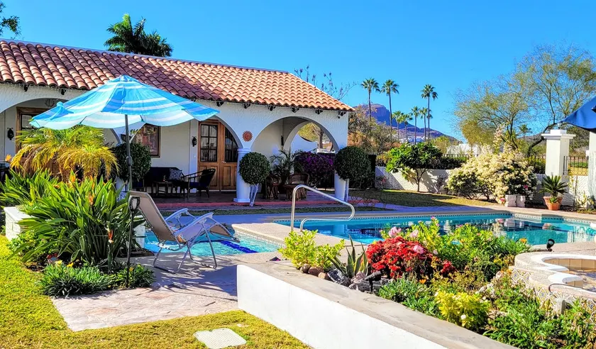 Beautiful mexican hacienda pristine pool, bar-grill palapa close to the beach - Image 1
