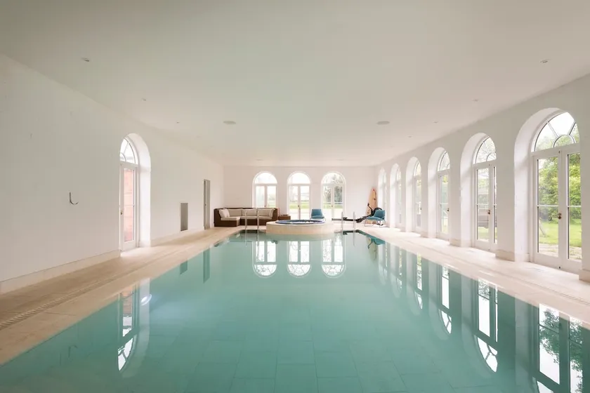 Well Furlong Cotswold Cottage, pool & hot tub - Image 1