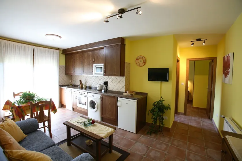 1 bedroom apartment with kitchen-living room and bathroom (#6) - Image 1
