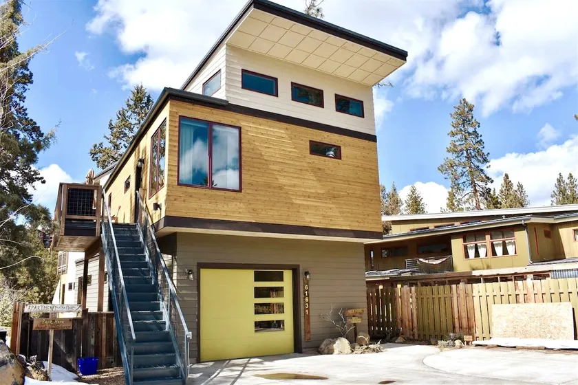 <SALE> Cozy River Front ”NEST” | Old Mill | Dog | - Image 1