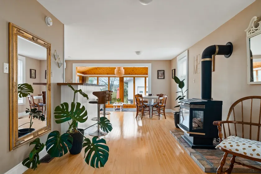 The sunroom on Maple  - Image 1