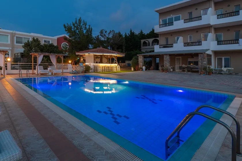Аwesome apartment Athena - Image 1