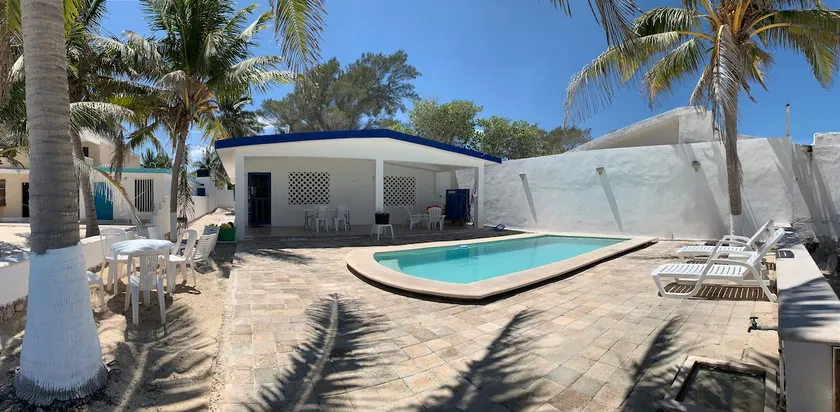Rustic house for relaxation, facing the sea with a swimming pool - Image 1