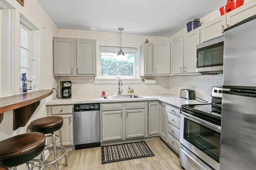 Adorable House in Fontana! - Image 1