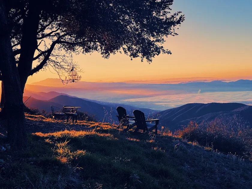 100 Mile View-Fire Pit, Romantic, Peaceful, Private - Image 1