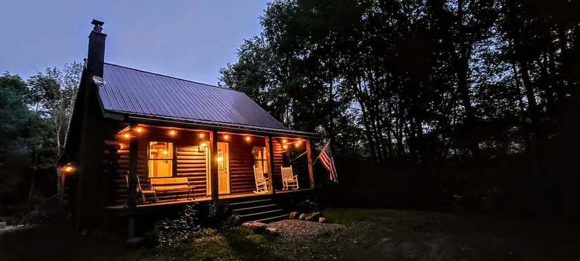 Cozy log cabin - Image 1