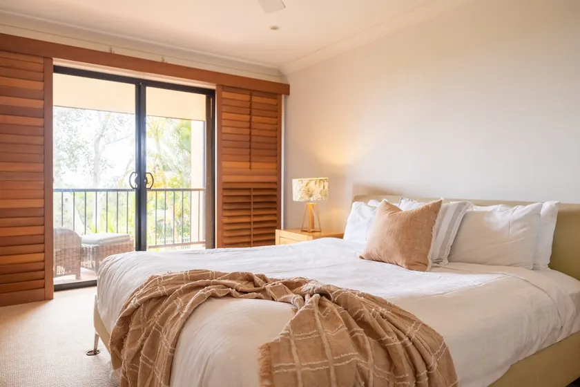 Cavvanbah Beach Villa - Image 1