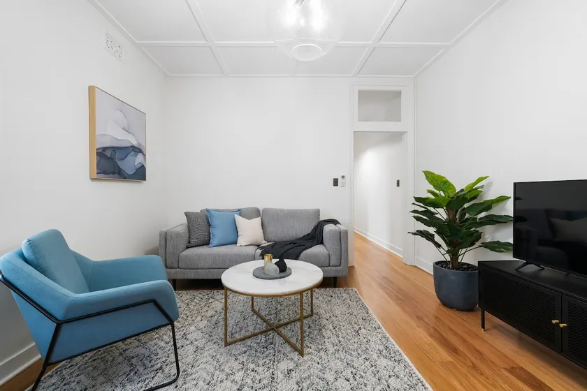 Harbour View Terrace House In The Heart Of The Rocks - Image 1