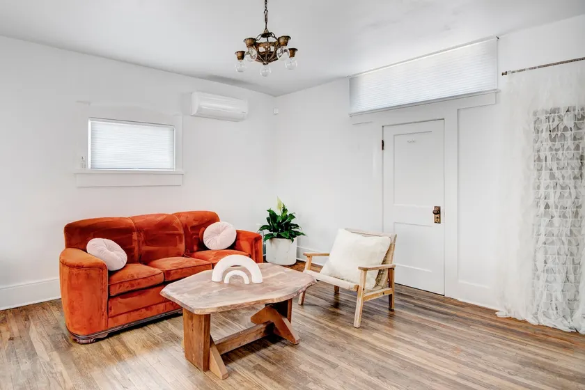 Deco Chic Casita blocks from Trendy EDO - Image 1