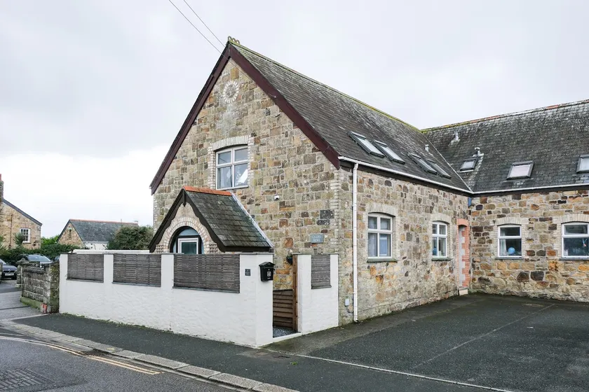 Converted Chapel close to Porth Beach,Newquay - Image 1