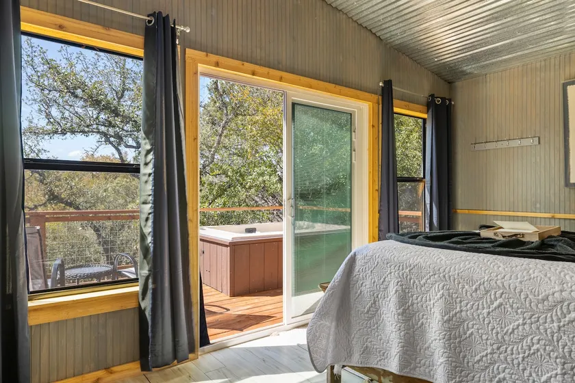 Romantic cabin @The Blanco - Hot Tub - Deck View - Image 1