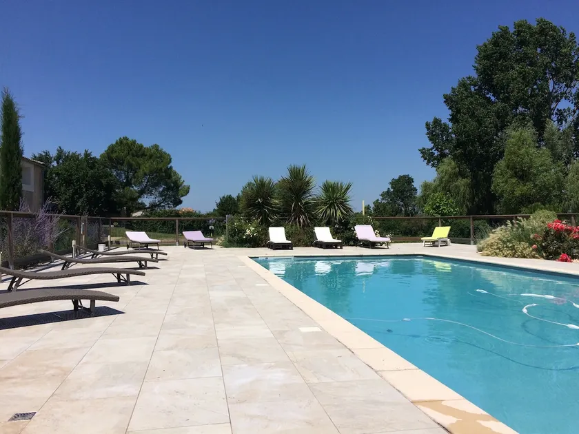 Bordeaux Area 4-star House: Rest, 1 ha park, pool - Image 1