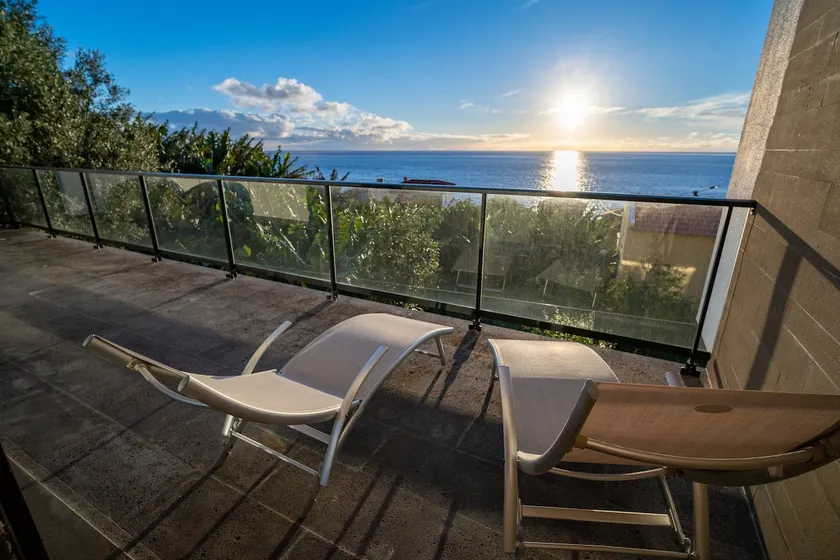 Beach Sunset Villa 100m from Ocean & Beach - Image 1