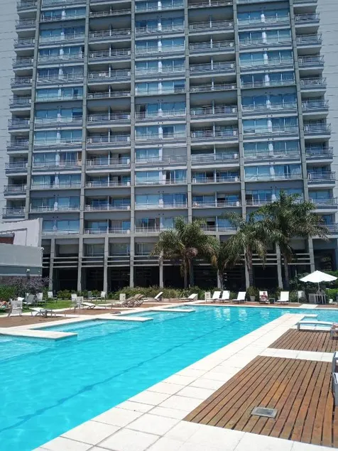 Heated pool, gym and spa. - Image 1