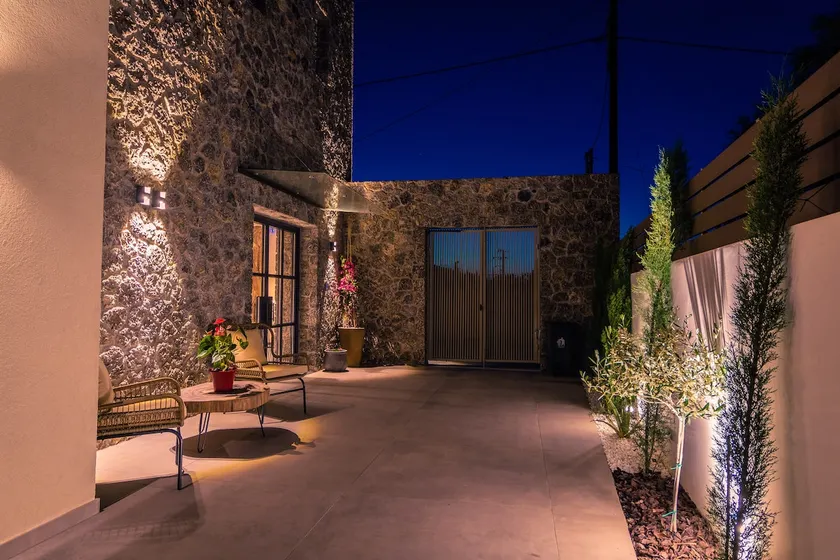 Arivallos Villa & SPA with Sauna and Wine Cellar - Image 1