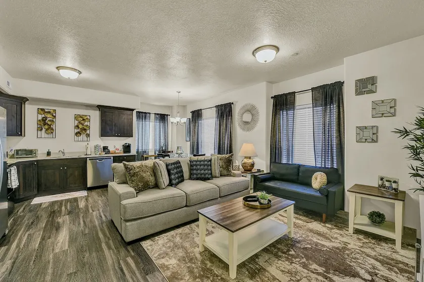 ⭐️Private Luxury Apartment⭐️Clean⭐️Fast WiFi⭐️ - Image 1
