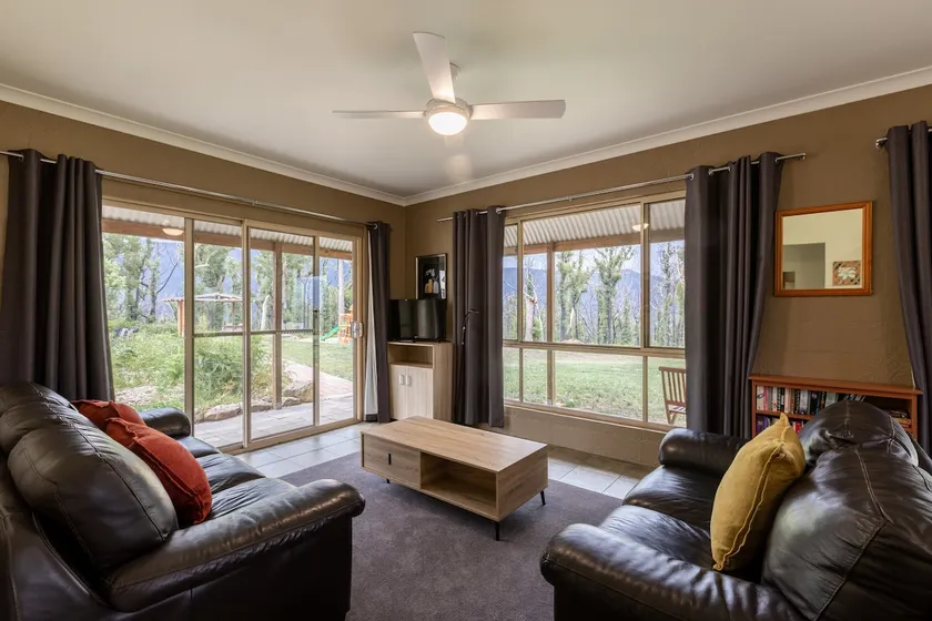 Banksia Park Cottages - Image 1