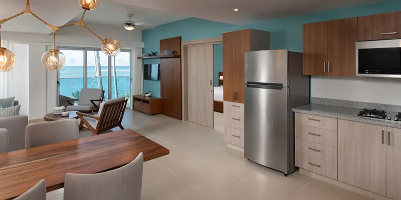 Ocean View 1-Bedroom Suites Luxury Resort Complex - Image 1