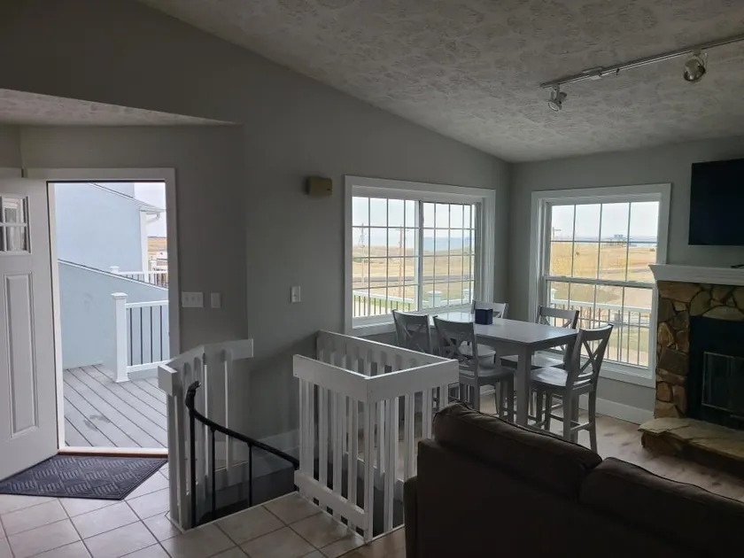 Bayview Condo #2, Ogallala Beach - Image 1