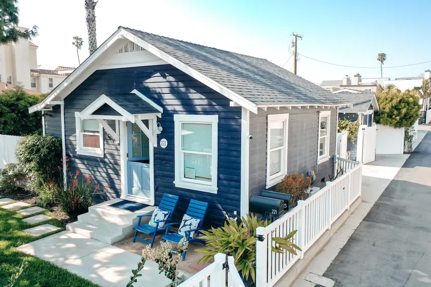 Two Bungalows! HB 1/2 Mile Sand-Pier-Main-Pac City - Image 1