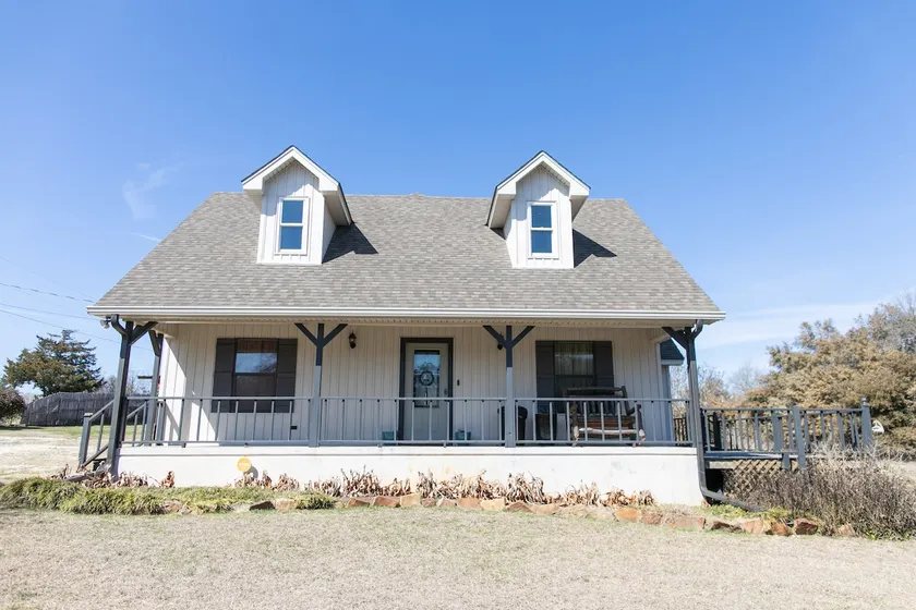 The Bethany Lodge - nice home in the country - Image 1