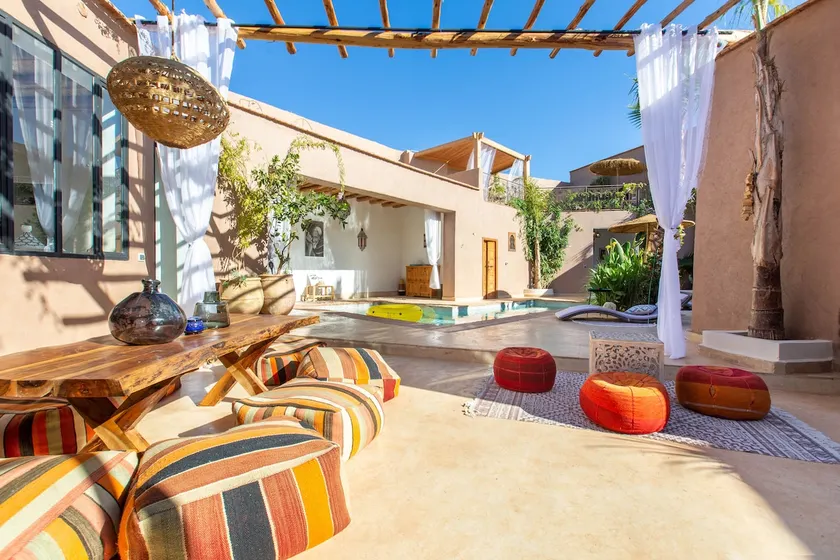 Private house, 480m2, heated free swim pool, wifi - Image 1