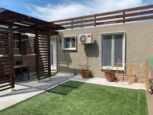 La Dolce Vita Apartment - Image 1