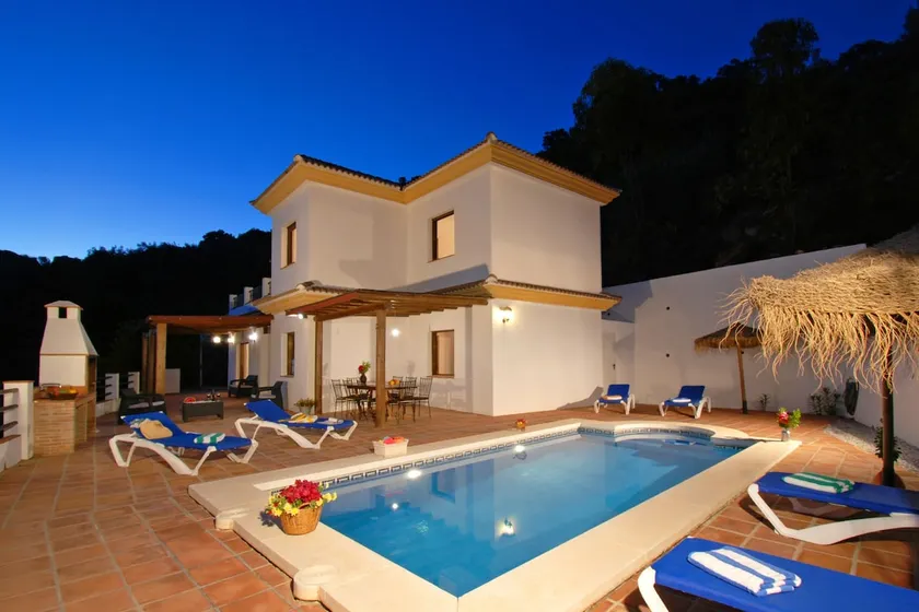 Mountain View Villa, Heated private Pool, Wifi, AC - Image 1