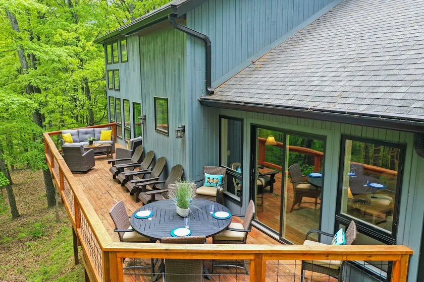 Back to School Escape | Luxury Cabin | Near Town - Image 1