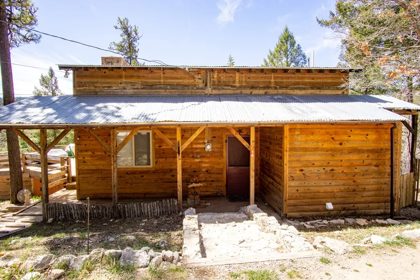 Family Cabin Hiking, Biking, Skiing and Hunting! - Image 1