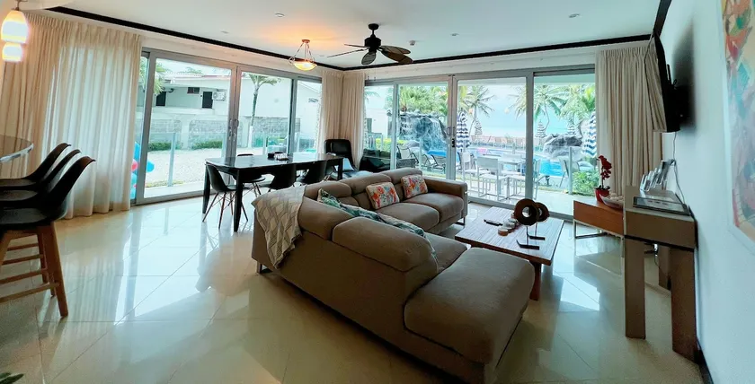Luxury on the beach - Diamanté del Sol Updated 3 Bedroom Luxe Condo - Image 1