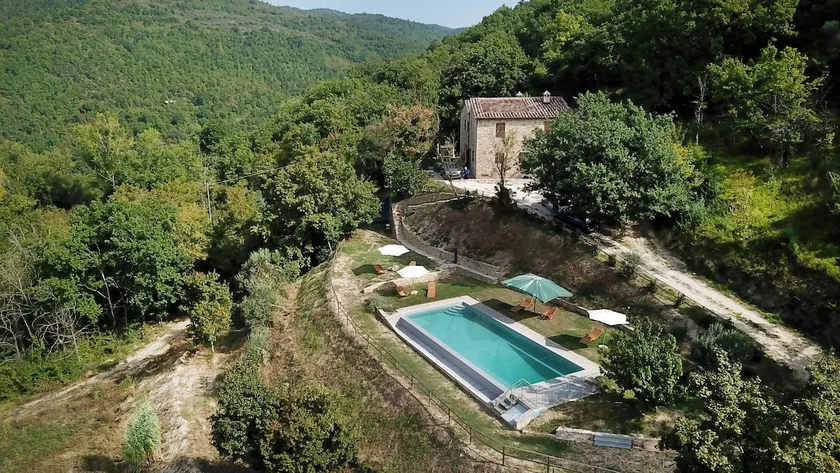 Villa Antorrita Farmhouse, infinity pool, ensuite - Image 1