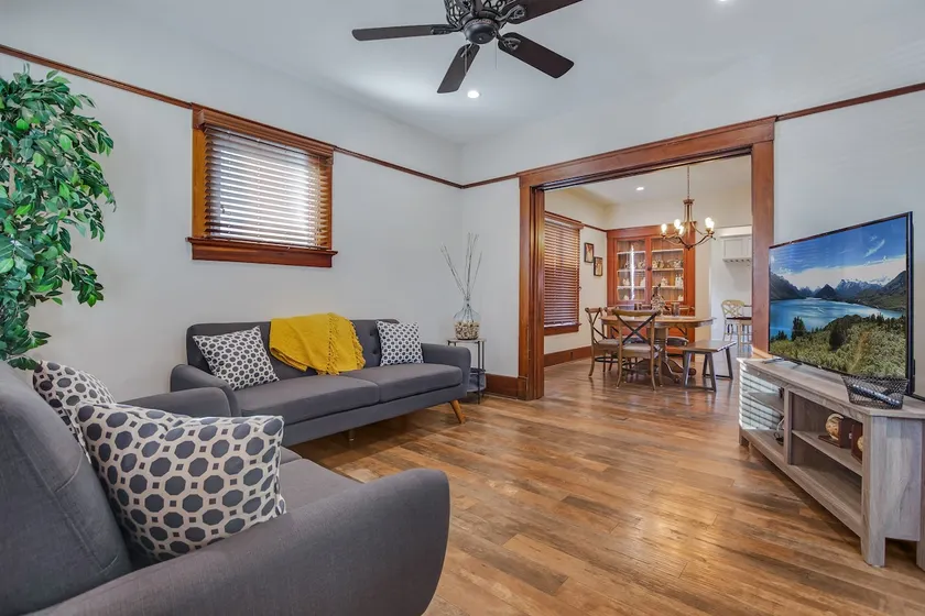 Beautiful Craftsman home - short walk to downtown - Image 1