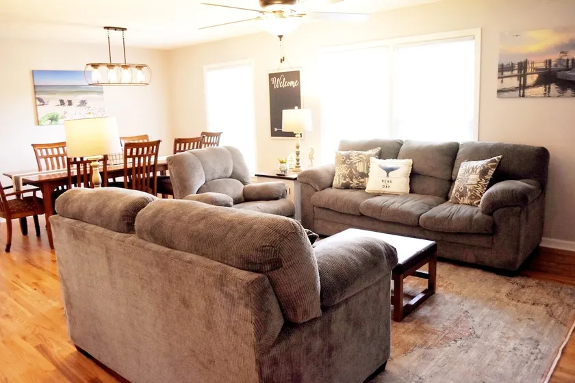Beach Theme House 4 BR/3 Bath in Gallatin - Image 1