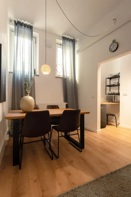 Underground studio | Near castle & main market | Parking - Image 1