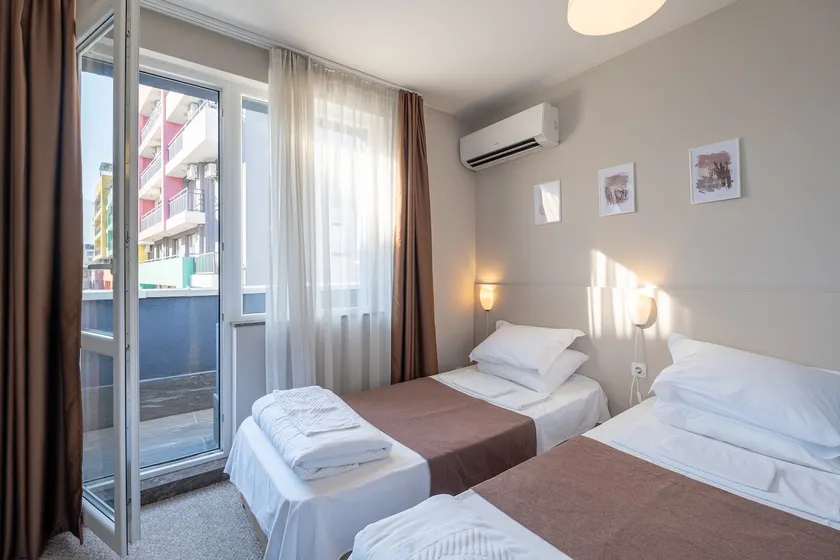 Apartment in Studentski grad, Sofia - Image 1
